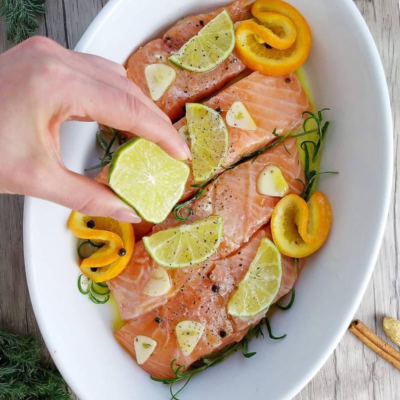 Jak idealnie upiec łososia – odkryj, w jakiej temperaturze to zrobić