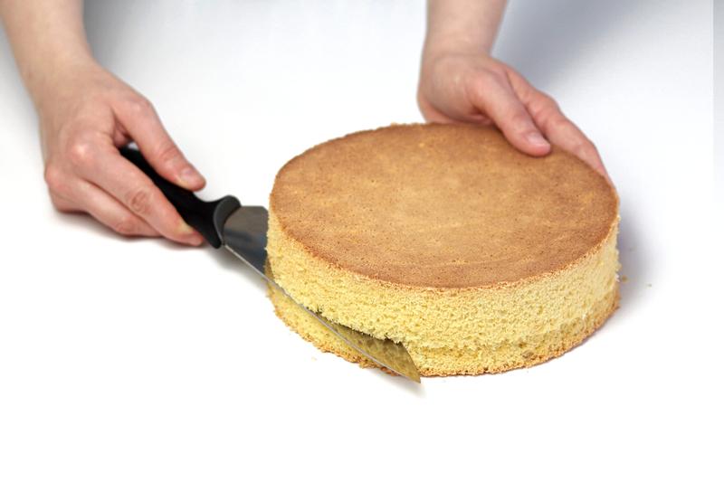 Pieczenie biszkoptu na tort
